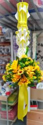 Aranjament din flori artificiale +lumanare Sfintele Pasti -galben