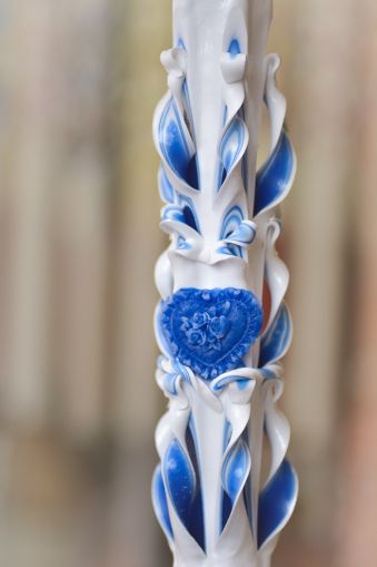 Lumanari sculptate 6 coloane, model cu inima din ceara, albastru cu bleo si bleumarin