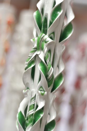 Lumanari sculptate, miez colorat, fara accesorii - verde inchis