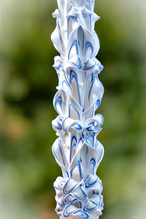 Lumanari sculptate 6 coloane, cu perlute, irizatie bleo si albastru