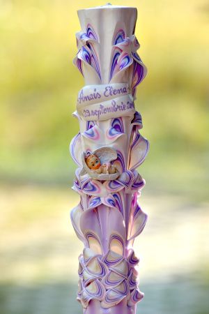 Lumanari botez sculptate, miez colorat, cu figurina bebelus,  combinatie din 6 culori 