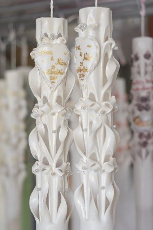 Lumanari nunta sculptate 6 coloane, cu perlute, cu irizatie crem 