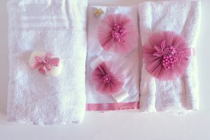 Set botez (lumanare, trusou, hainuta botez) - roz prafuit