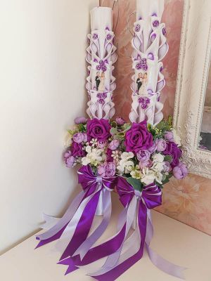 Lumanare nunta cu aranjament din flori artificiale  - irizatie mov